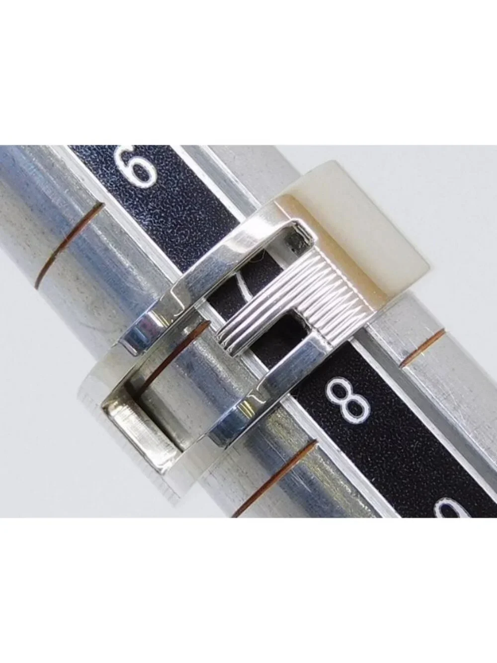 Gucci Hollowed Out Ring Notation Actual - Picture 5 of 5